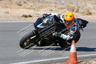 media/Feb-05-2023-Classic Track Day (Sun) [[c35aca4a42]]/Group 2/session 3 turn 13/